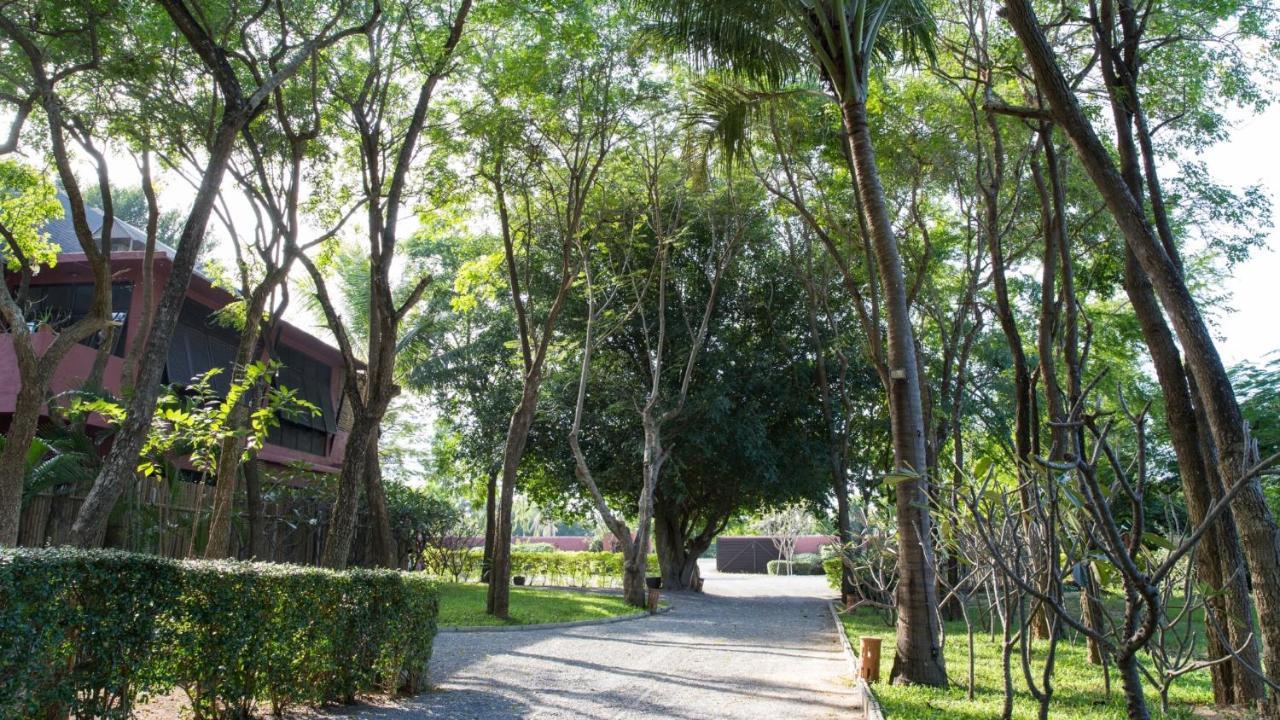Onusa Retreat Pran Buri Exterior photo